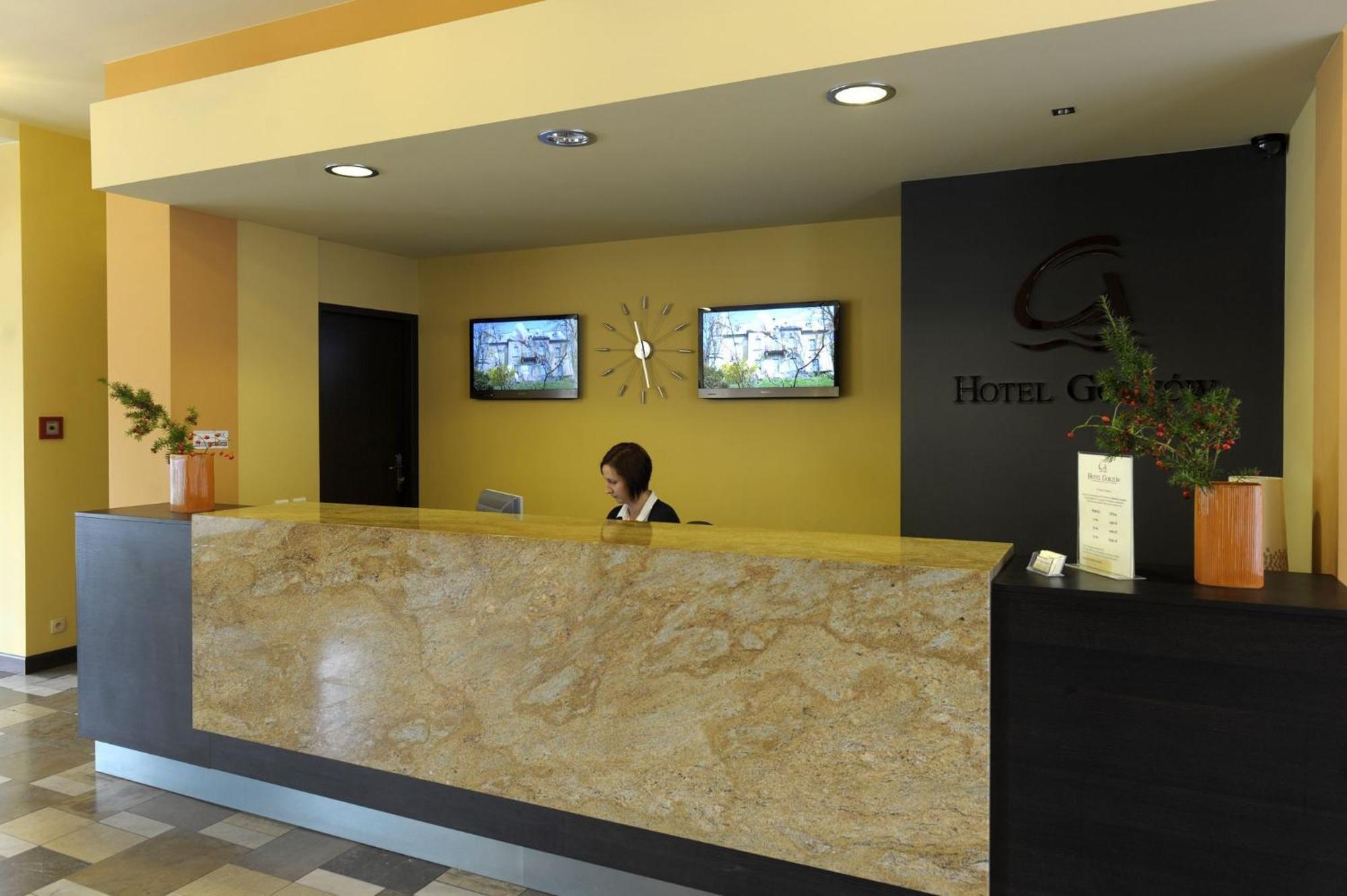 Hotel Gorzow กอร์ซุฟเวียลคอปอลสกี ภายนอก รูปภาพ