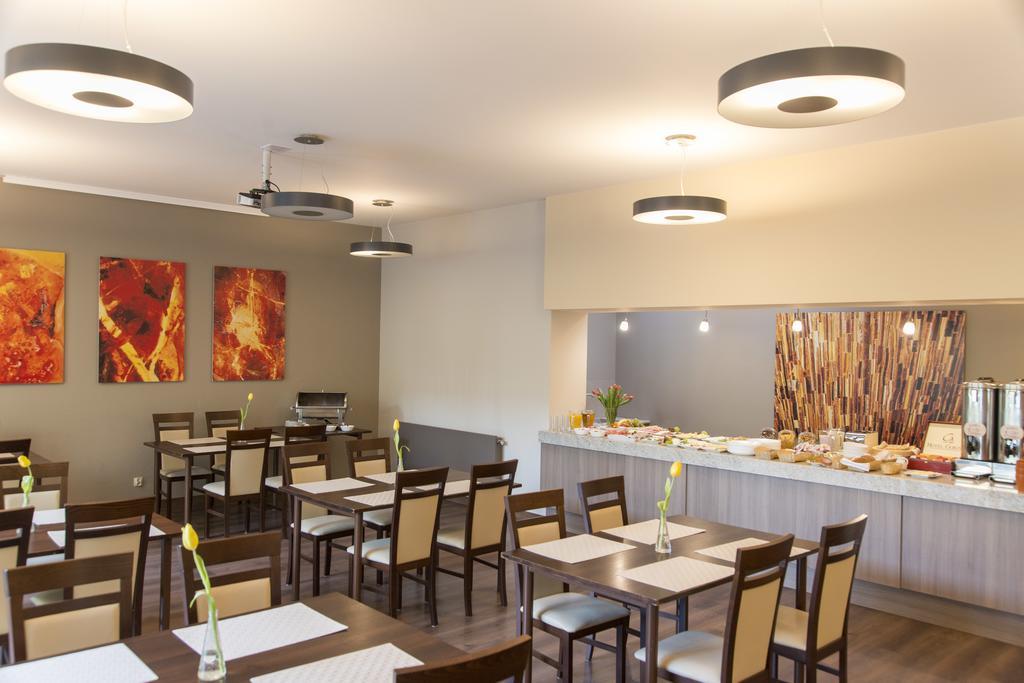 Hotel Gorzow กอร์ซุฟเวียลคอปอลสกี ภายนอก รูปภาพ