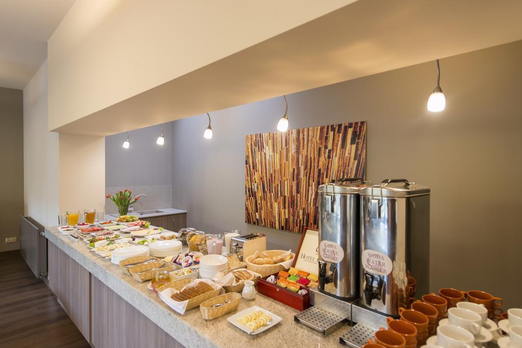 Hotel Gorzow กอร์ซุฟเวียลคอปอลสกี ภายนอก รูปภาพ