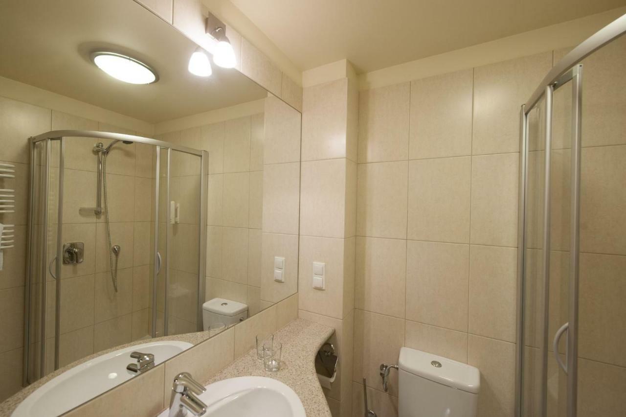 Hotel Gorzow กอร์ซุฟเวียลคอปอลสกี ภายนอก รูปภาพ
